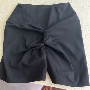 CSB BLACK SHORTS SIZE M